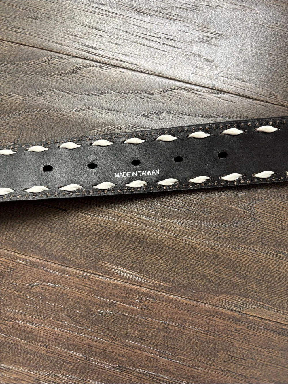 Nocona Genuine Tooled leather,removable silvertone buckle,floral,stitch,Western